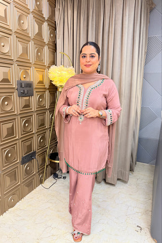 ‘CREPE KARI’ Jewel Neck Three Piece Set