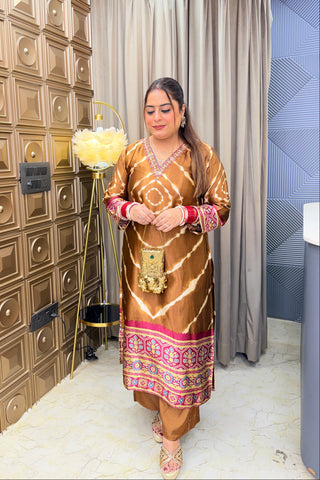 ‘YUVIKA’ Gajji Silk Two Piece Set