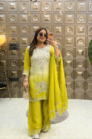 'BARKHA' Three Piece Set