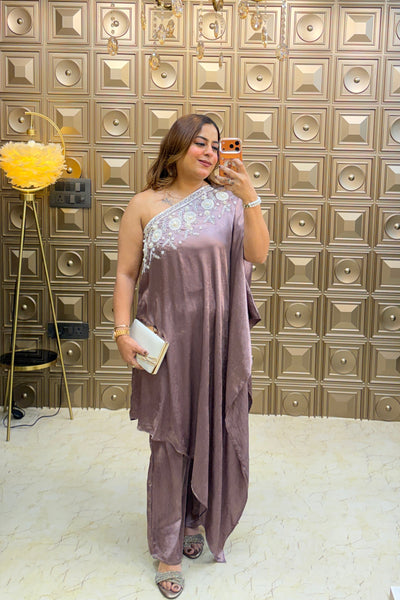 ‘DRAPE DIVA’ Off-Shoulder Two Piece Set