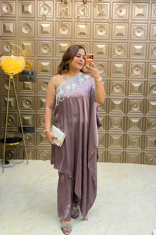 ‘DRAPE DIVA’ Off-Shoulder Two Piece Set