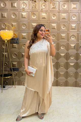 ‘DRAPE DIVA’ Off-Shoulder Two Piece Set