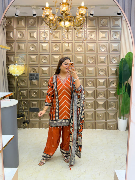 ‘KESARIYA’ Three Piece Set